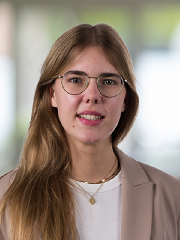 UKM Management Solutions | Malena Pelage